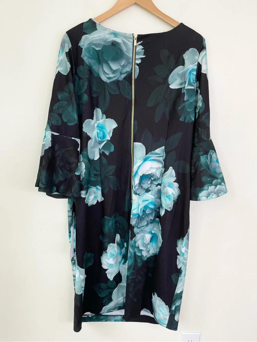 NWT Calvin Klein Malachite Green Black Bell Sleeve Shift Midi Dress 16W Classic